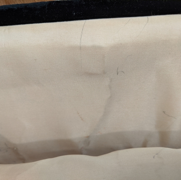 Lovely Vintage HL Harry Levine Velvet Clutch USA - Picture 2 of 7